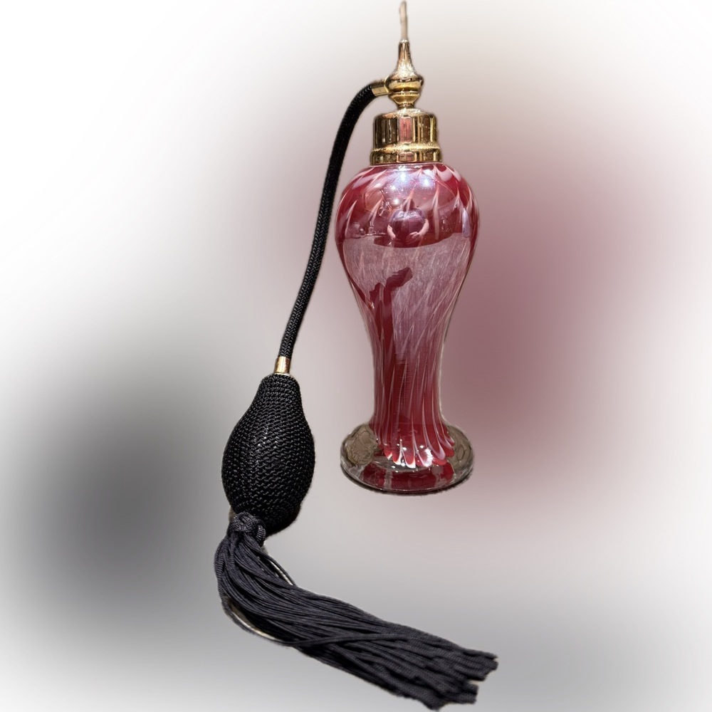 Cranberry Cased Art Glass Feather Swirl Perfume Bottle With Atomizer - Picture 7 of 8